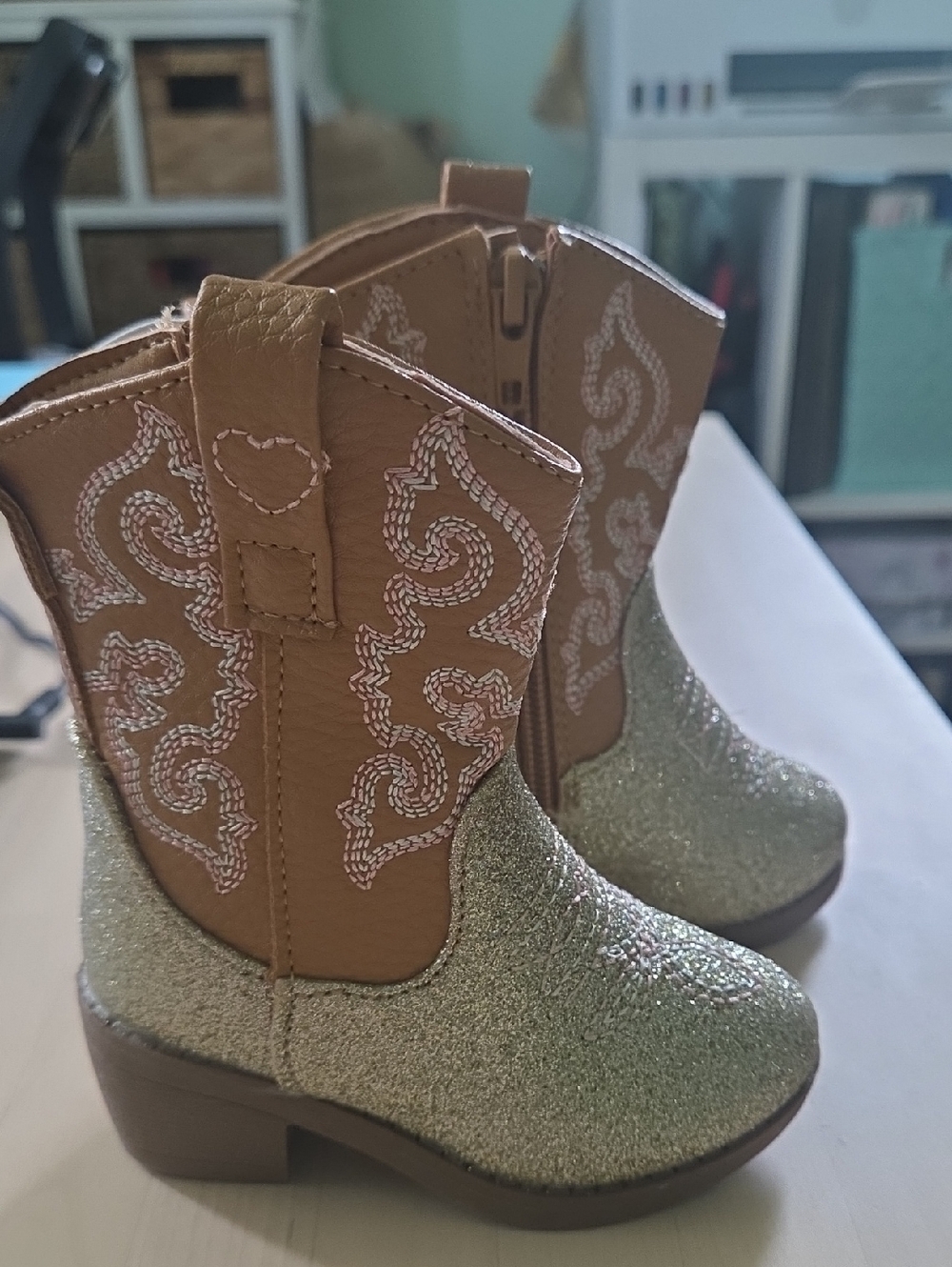New Toddler Glittery Gold & Tan Cowgirl Boots